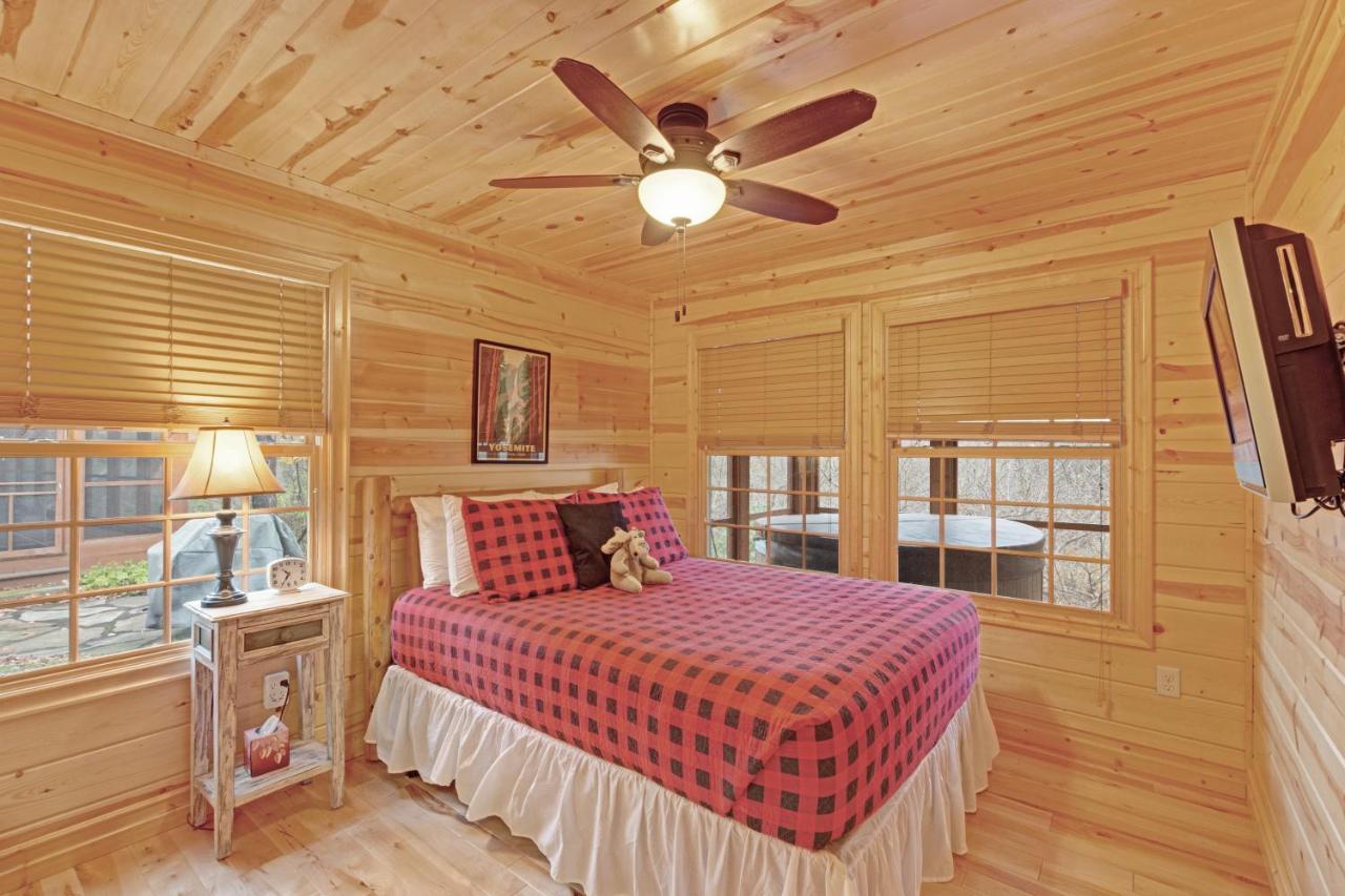 Kingfisher Cove Cabin 2 Saugatuck Eksteriør bilde